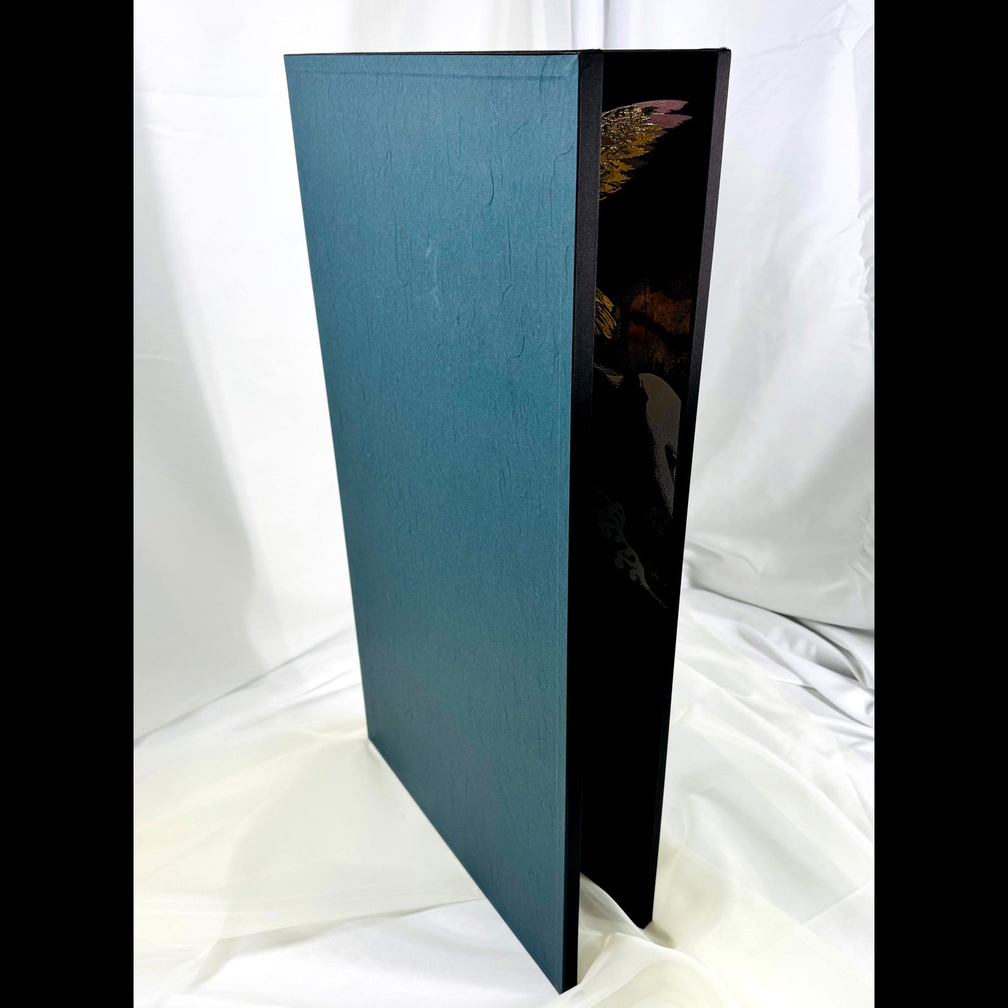 Gold-Leaf Folding Screen with Pine and Hawk Motif | Byōbu 05