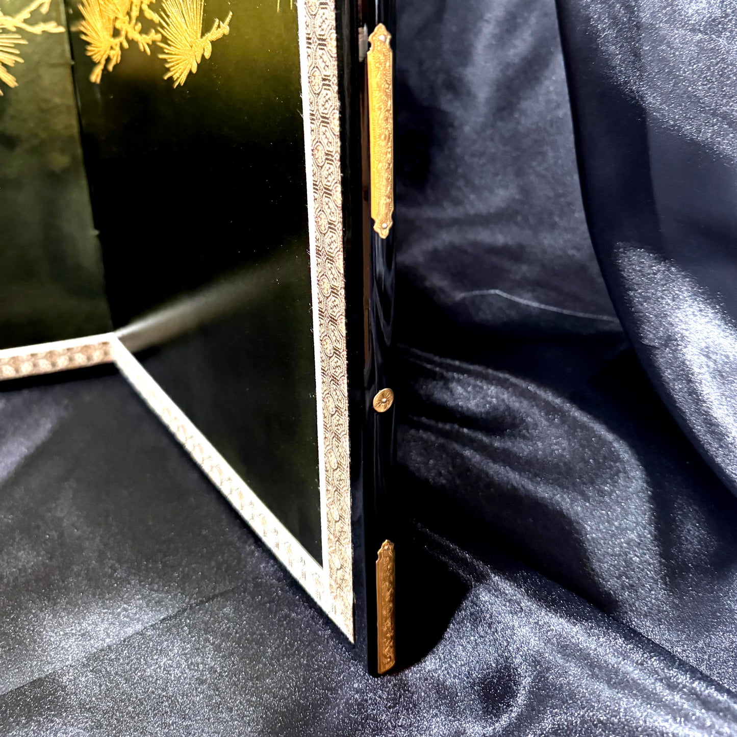 Gold Pine Folding Screen by Gahō Noguchi (2-panel Byōbu) 04