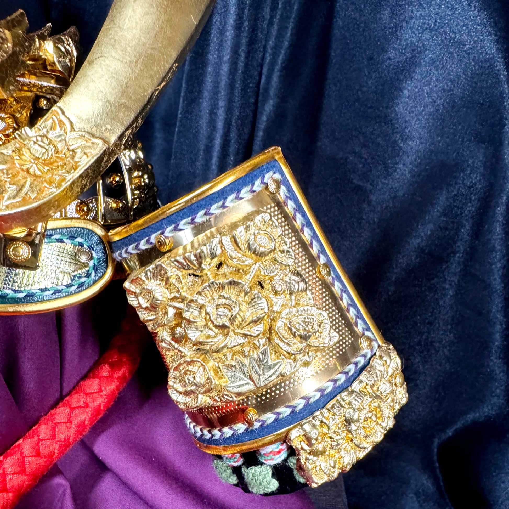 Samurai Kabuto with Gold Leaf & Agate Ornament by Heian Shōzan 02