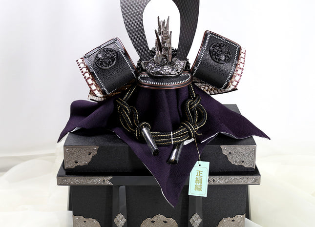 Black Dragon Kabuto Helmet – Modern Samurai Elegance 01