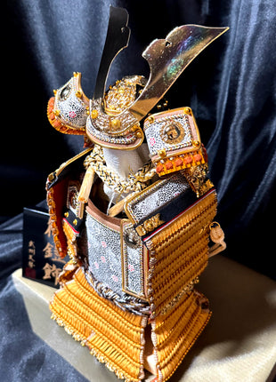 Compact Samurai Yoroi Armor by Bushu Tensei – Golden Accents 02
