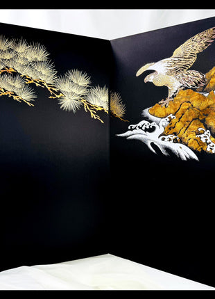 Gold-Leaf Folding Screen with Pine and Hawk Motif | Byōbu 01