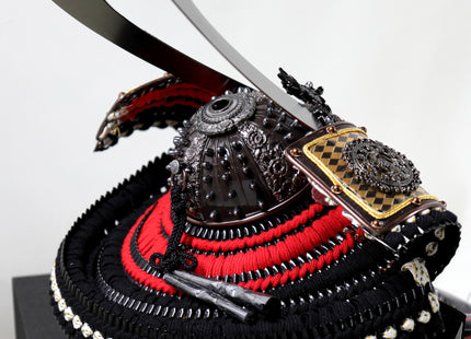 Kabuto (Helmet): Black and Gold Checkered Design