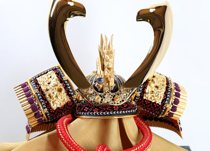 Miniature Kabuto (Helmet): Gold Dragon Ornamentation