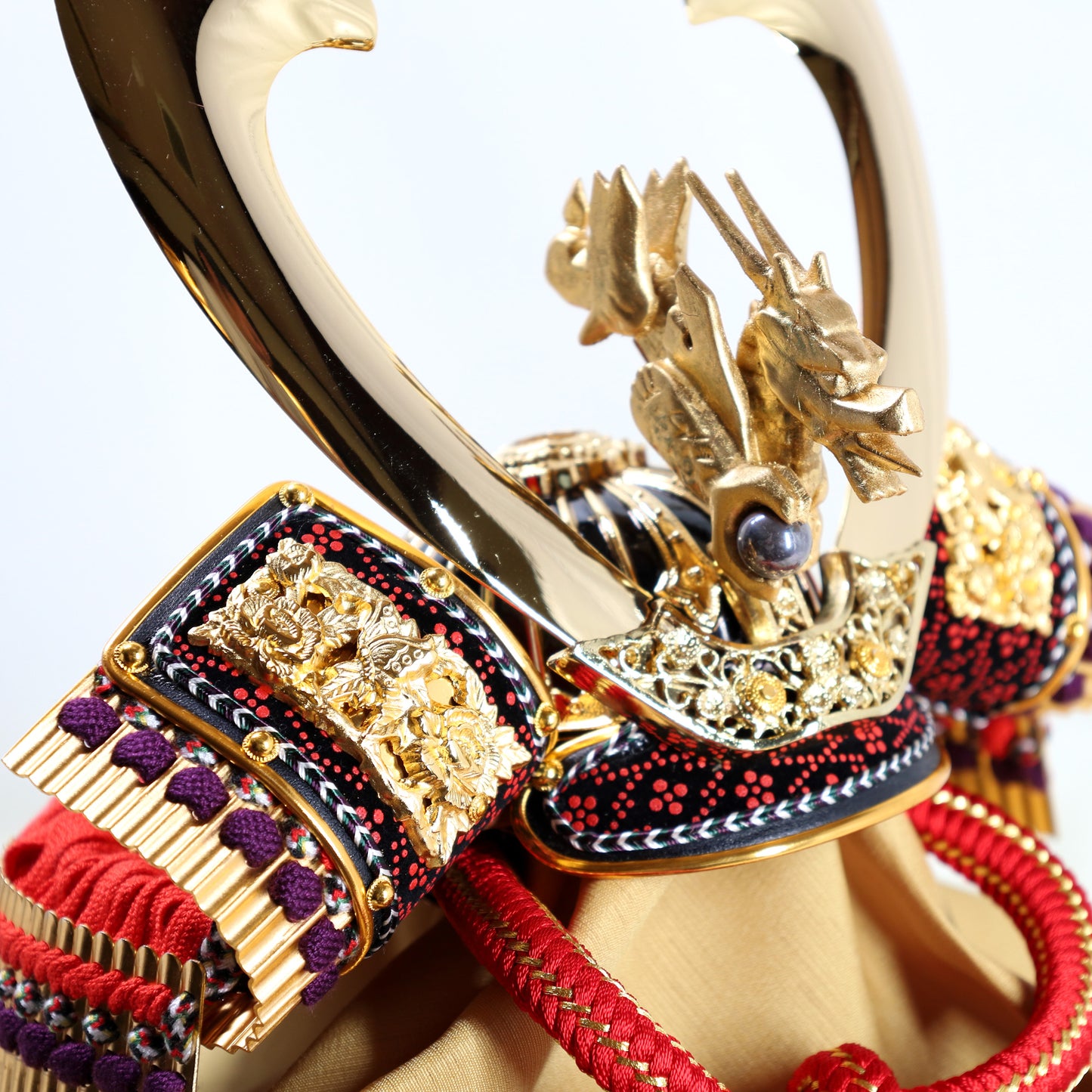 Miniature Kabuto (Helmet): Gold Dragon Ornamentation