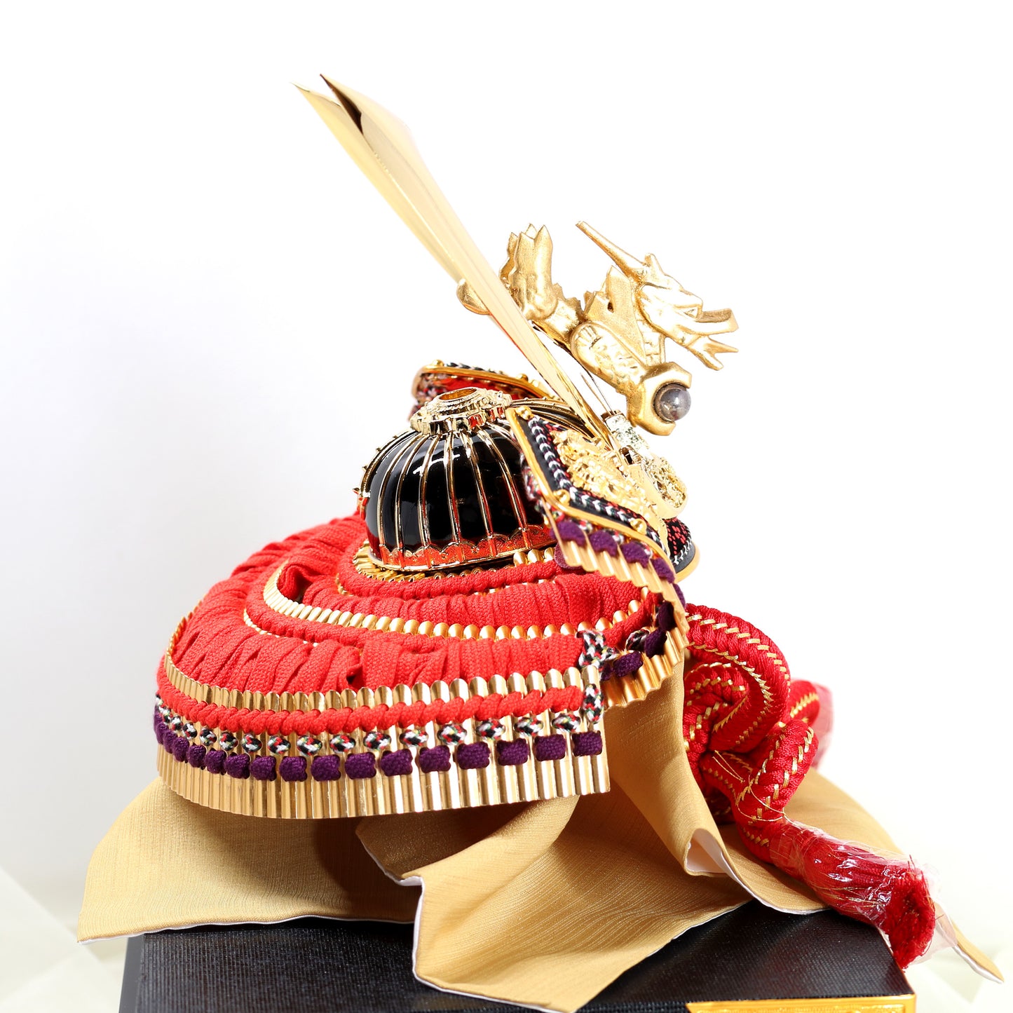 Miniature Kabuto (Helmet): Gold Dragon Ornamentation