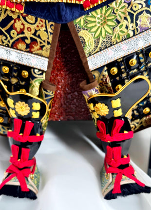 Samurai Armor Set by Master Armorer Taketo Ogata – Display Yoroi with Storage Base 03