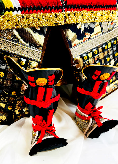Samurai Armor Yoroi Display by Bushu Tensei | Special Edition with Storage Base 02