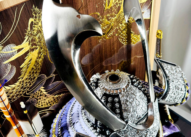 Samurai Kabuto Armor Set with Storage Base & Dragon Byōbu – Wearable Display by Miyachu 02