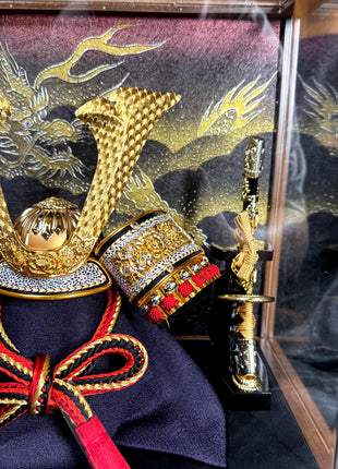 Samurai Kabuto Display – Gold Dragon Crest 04