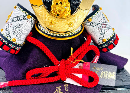 Samurai Kabuto Helmet Display by Master Artisan Tatsuhiro | With Lacquered Base 02