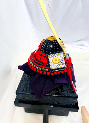 Samurai Kabuto Helmet Display by Master Artisan Tatsuhiro | With Lacquered Base 04