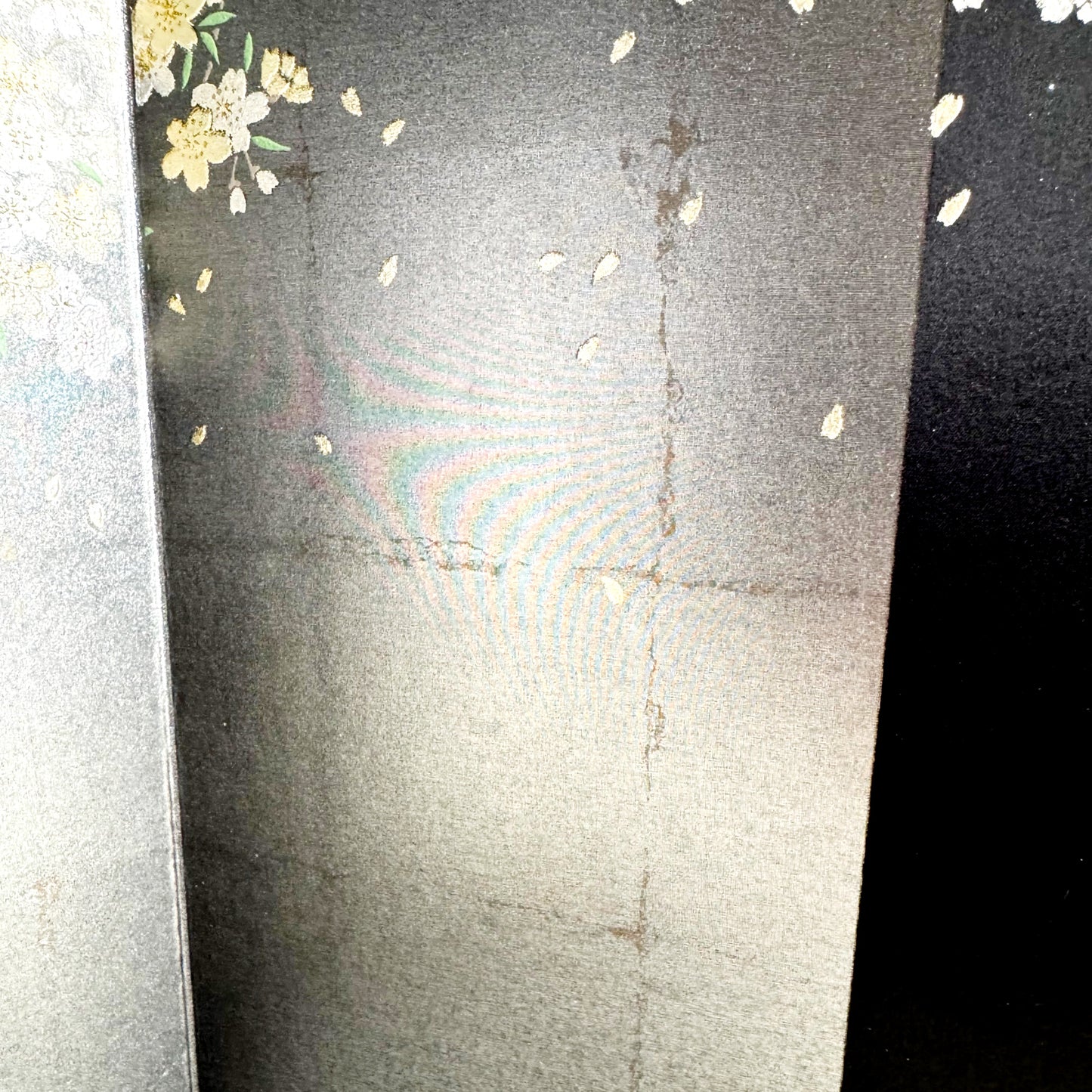 Silver Leaf Folding Screen with Sakura Design 05