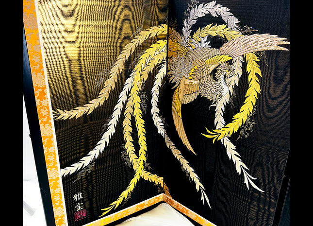 Traditional Japanese Folding Screen (Byōbu) – Phoenix Design, Gold Decoration　02