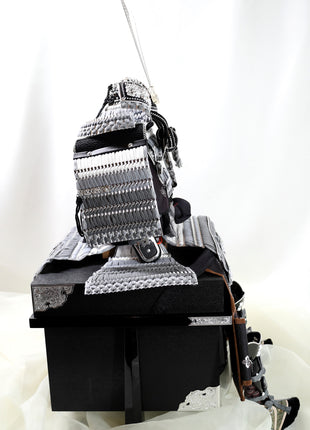 Ō-Yoroi Grand Armor by Miyachū: Silver and Black Edition
